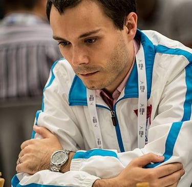 Coach Alberto Muniz