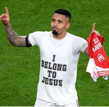 Gabriel Jesus reveals a message from beneath his Arsenal jersey