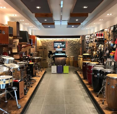 Remodelación Tienda Instrumentos Musicales