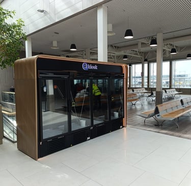 R-Kiosk pašapkalpošanās veikals ar viedajiem ledusskapjiem Tallinā
