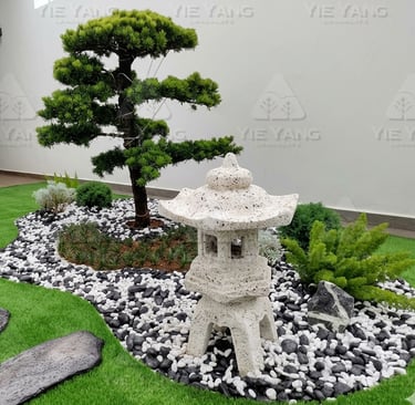 Indoor Japanese zen garden with bonsai pine and stone lantern – Yie Yang Landscape