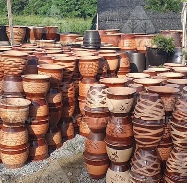 Large collection of terracotta ceramic garden pots – Yie Yang Landscape, Malaysia