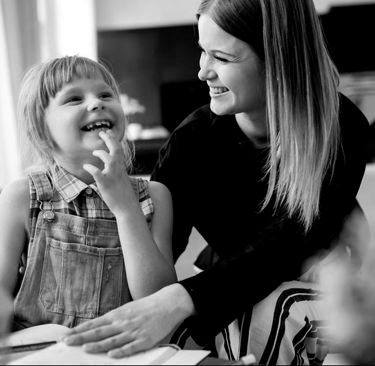 Odrabianie lekcji z dzieckiem z niepełnosprawnością.