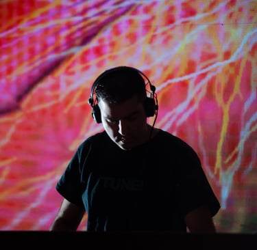 DJ. chase mobile DJ in Seattle WA