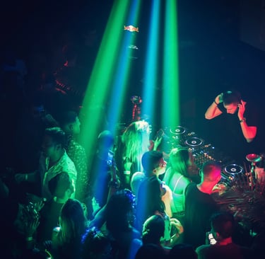 Professional DJ CUART performing a live technical set at a high-end venue in Marbella