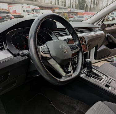 Professionelle VW Passat Innenreinigung in Schleswig-Holstein – Detail Taxi Referenzen