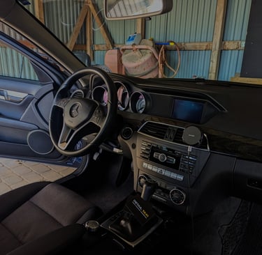 Fahrzeugaufbereitung Mercedes-Benz Innenraum in Flensburg & Umgebung – Detail Taxi Referenzen