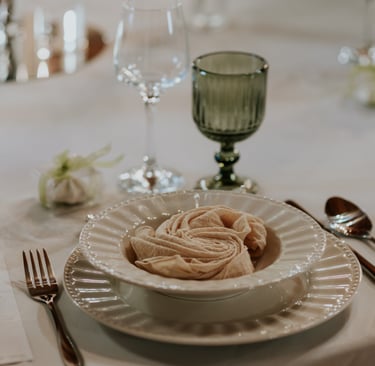 table de mariage serviette en coton forme rose fleur