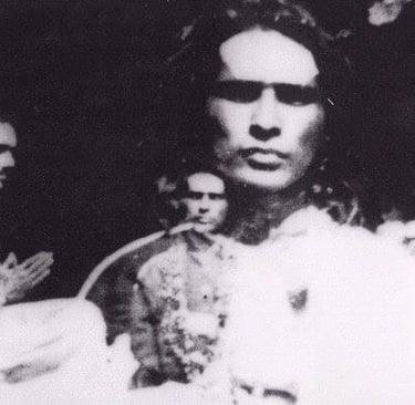 Shri Babaji and devotees