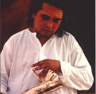 Shri Babaji scarta i regali ricevuti
