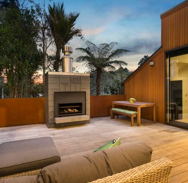 Cedar home Titirangi - Highend Homes - Auckland builder