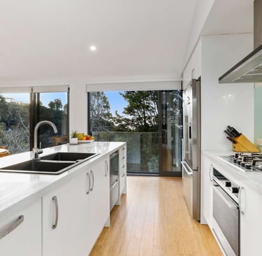 Galley kitchen island - Highend Homes - West Auckland builder