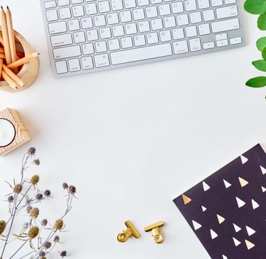 Best Side Hustles for Beginners in 2026_lowcosthustle