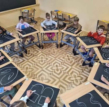 2 klasė Klaipėdos Valdorfo mokykloje - lavinamosios veiklos