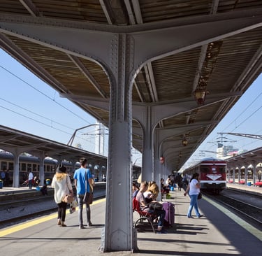 <a href="https://bucurestiulmeudrag.ro/fotografii/57f3a336-9cc0-467c-a625-497c592b13d5">Gara de Nord