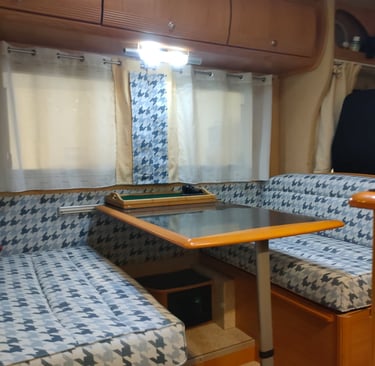 changement de tissu dans un camping car