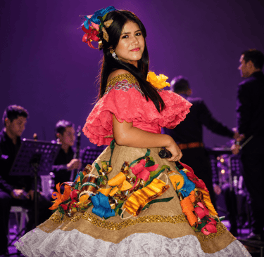 Silvana Suta artista huilense Bambuhuila