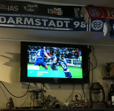 Lithuanian restaurant Snekutis