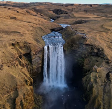 Prise de vue aérienne par drone dans les Alpes – Montagne en Drone