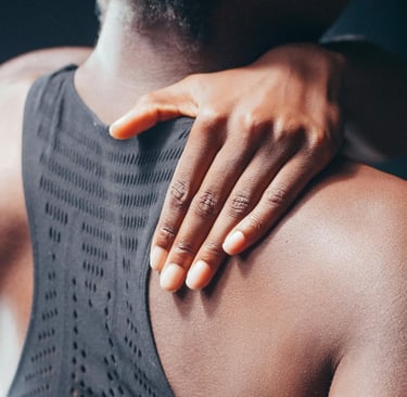 Image démontrant des tensions musculaires aux épaules