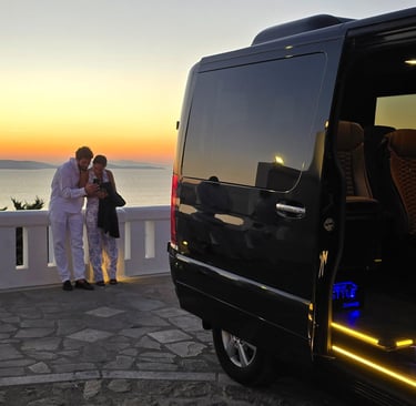 Mykonos-Luxury SUV-couples-romantic sunset escape-tour-excursion