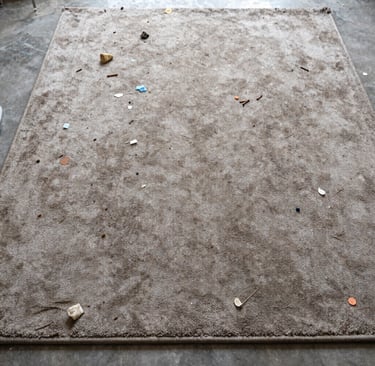 A bedroom scene highlighting condition of walls, flooring, and furnishings with inventory markers.