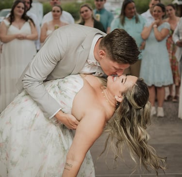 Wedding Retreats Reception Kiss