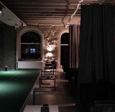 golf studio lounge