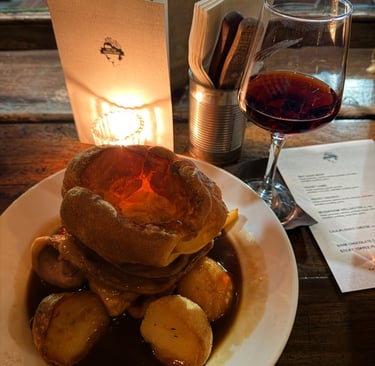 Lamb Sunday Roast at The Queens Head in London