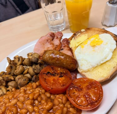 Full English breakfast from E. Pellicci's, London, 2025