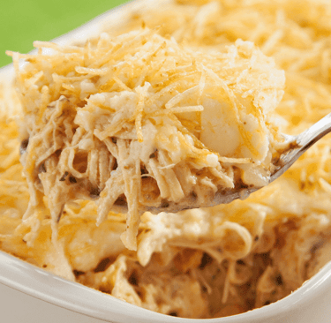 fricassê de frango cremoso com batata palha gratinado caseiro