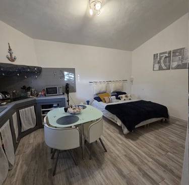 vue ensemble gîte Chez Dom & Albert