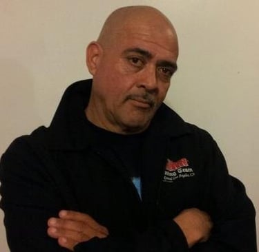 Martin Noriega La Colonia Boxing Club Crenshaw gym trainer