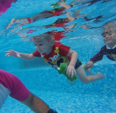 clases de natacion para niños pequeños en MundoAqua Merida Yucatan