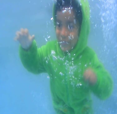 escuela de natatacion para bebes MundoAqua  en Merida Yucatan Mexico