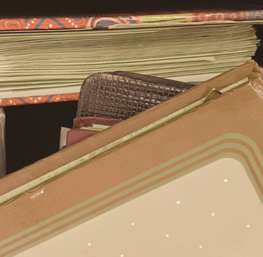 Examples of magnetic photo albums