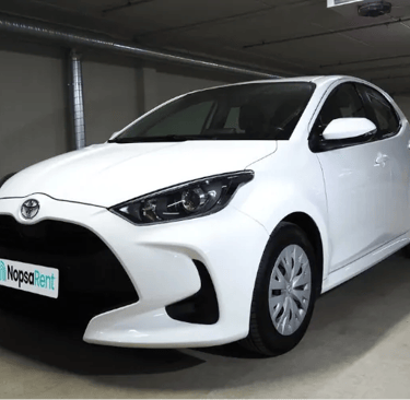 Toyota Yaris henkilöauto, Henkilöautot alkaen 8€/h, 19€/pv Helppo varaus ja avaimeton käyttö puhelimella.