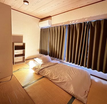 Gemini の回答 「ツインのお部屋を贅沢に一人で使っているイメージです」というニュアンスを、検索にも強く、かつお客様に誤解を与えない自然な英文にしました。 用途に合わせて使い分けてみてください。