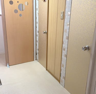 Immaculate and modern shared restroom (toilet) facilities at Ryokan Nakadaya Asakusa.