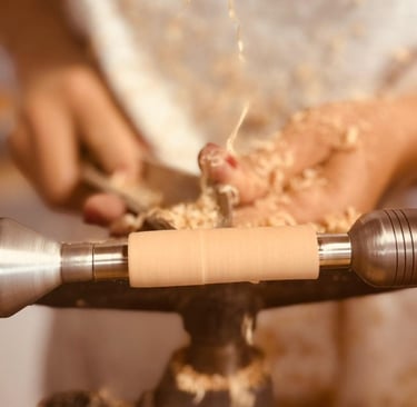 Création de stylos artisanaux inspirés par les paysages des Caraïbes à Saint-Martin