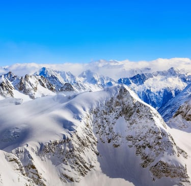 Mount Everest representing difficulty and misogi