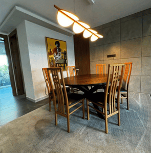 parquet massif intérieur moderne Maroc sol en bois design contemporain haut de gamme