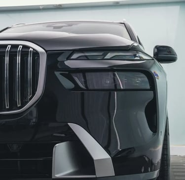 Modern car on Murcia coastal road - Allianz car insurance for expats with English-speaking service a