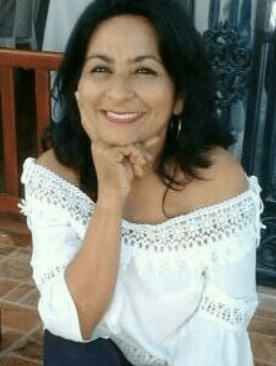 Tarotista española experta en consultas de amor por teléfono en USA