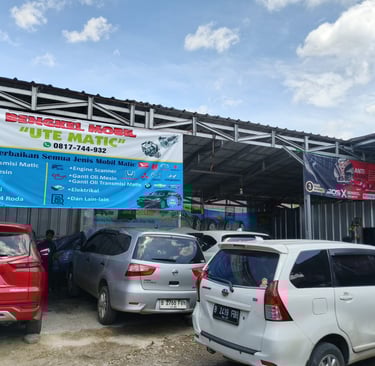 Tampak depan bengkel mobil matic Bekasi, siap melayani servis transmisi mobil matic 