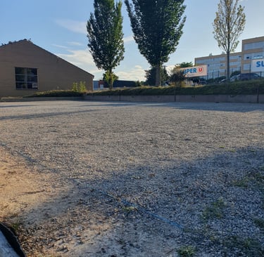 terrains de pétanque extérieur de Charnay-lès-Mâcon