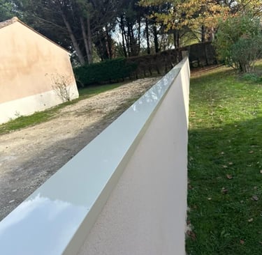 Pose de coiffes de mur après travaux dans le Lot et Garonne