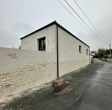 Pose de gouttière, descente d'eaux pluviales après travaux en Charente Maritime