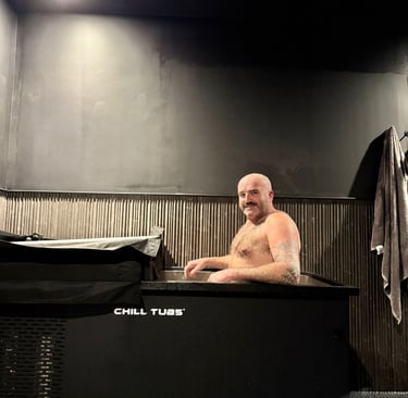 traditional sauna Nailsworth cold plunge tub contrast therapy sauna and ice bath therapy Nailsworth