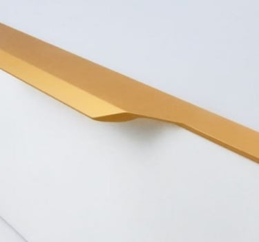 Aluminum thumb groove pull with serrated bayonet lock, showing solid-aluminum construction and ergonomic thumb-groove profile